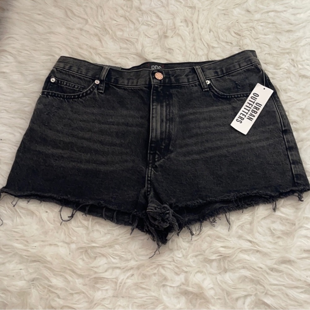 NWT URBAN OUTFITTERS BDG JEANS GIRLFRIEND HIGH RISE SHORTS